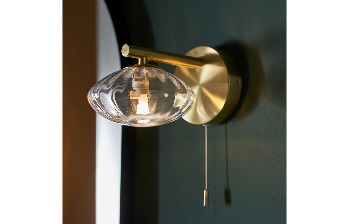 Atlas Wall Light - Brushed Brass