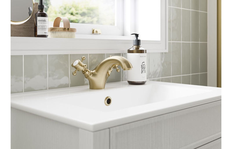 York Bath Pillar Taps - Brushed Brass