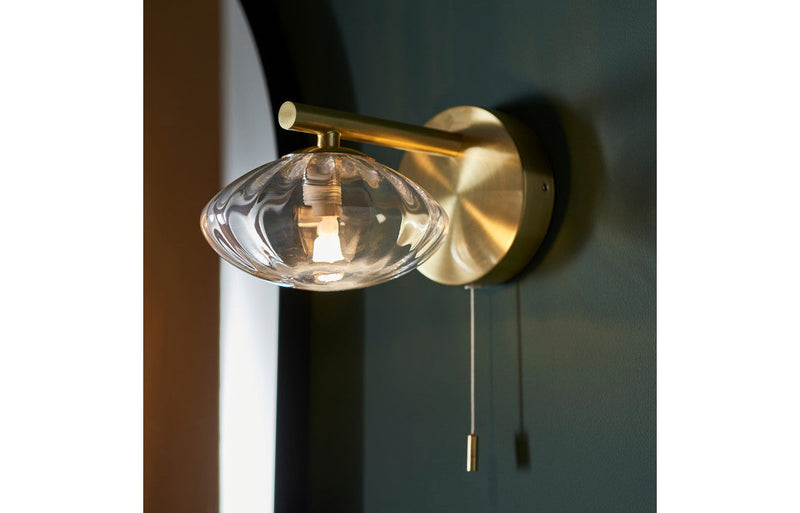 Atlas Wall Light - Brushed Brass
