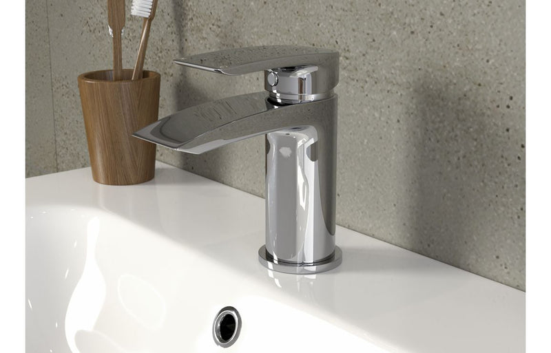 Vesti Bath Filler - Chrome